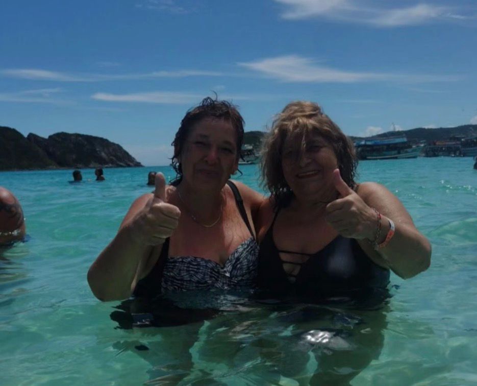 Silvia y su amiga, viaje a Arraial do Cabo